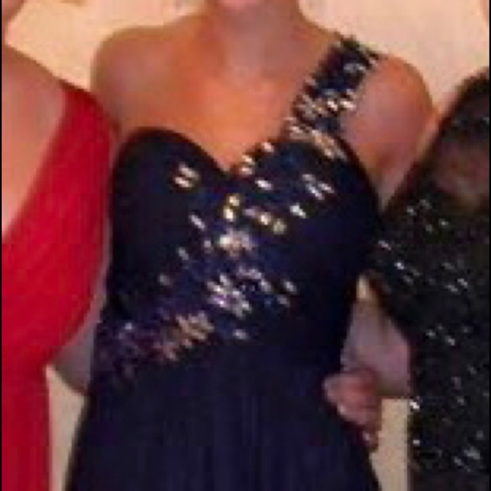 Prom Dress - Picture 5 of 5